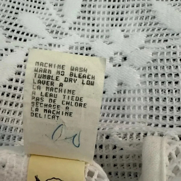 Slim Allure Womens Top Medium White Floral Crochet Long Sleeve Round Neck - Picture 7 of 7